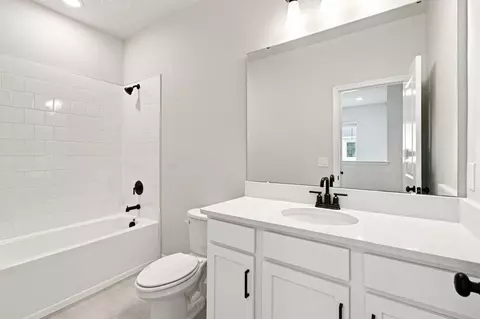 Bath - 5632 Savanna Valley Trl, Saint Cloud, FL 34772 photo 3 of 4