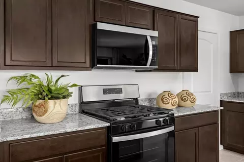 Kitchen - 11050 S Guillermo Haro Dr, Vail, AZ 85641 photo 3 of 3