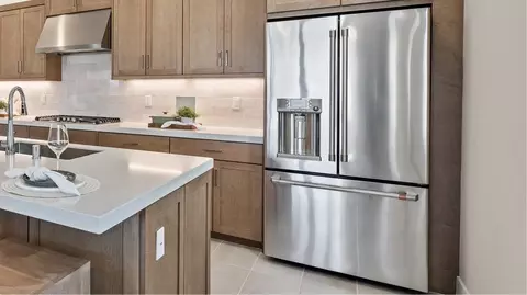 Kitchen - 643 Sonia, Irvine, CA 92618 photo 6 of 8
