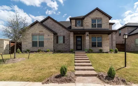 1901 Blossom Trl, Mesquite, TX 75181