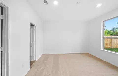 Bedroom - 932 Cherrystone Loop, Buda, TX 78610 photo 3 of 7
