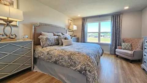Bedroom - 8507 Dunham Farms Rd E, Mobile, AL 36582 photo 2 of 18