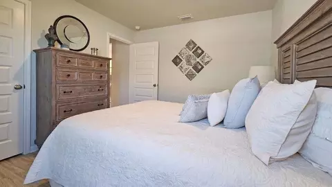 Bedroom - 8507 Dunham Farms Rd E, Mobile, AL 36582 photo 8 of 18