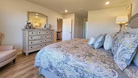Bedroom - 8507 Dunham Farms Rd E, Mobile, AL 36582 photo 3 of 18