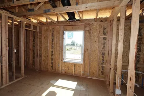 Bedroom - 1037 Dawsons Dr, Hebron, OH 43025 photo 3 of 7
