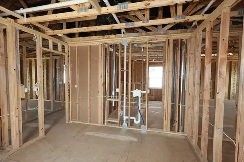Entry Way - 1037 Dawsons Dr, Hebron, OH 43025 photo 1 of 9