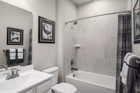 Bath - 9633 Klamath Ct, Frederick, MD 21701 photo 2 of 3
