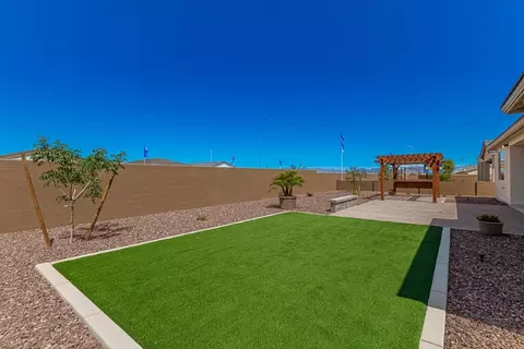 Exterior - 7746 E 36th Pl, Yuma, AZ 85365 photo 7 of 10