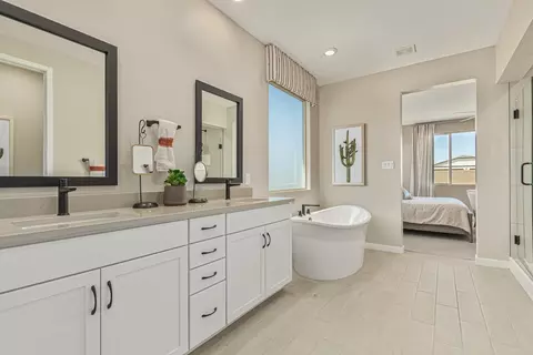 Bath - 7746 E 36th Pl, Yuma, AZ 85365 photo 1 of 6
