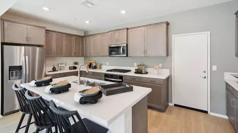 Kitchen - 23558 Evening Primrose Ct, Wildomar, CA 92595 photo 2 of 3