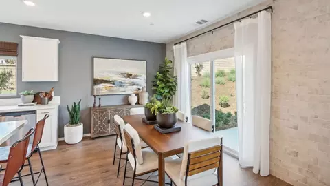 Dining - 23558 Evening Primrose Ct, Wildomar, CA 92595 photo 2 of 5