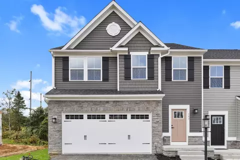 157 Ironwood St, Zelienople, PA 16063