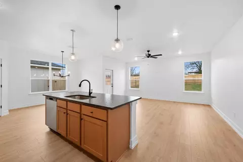 Living - 208 Gus Loop, Georgetown, TX 78626 photo 2 of 3