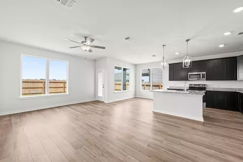 Living - 250 Gus Loop, Georgetown, TX 78626 photo 1 of 1