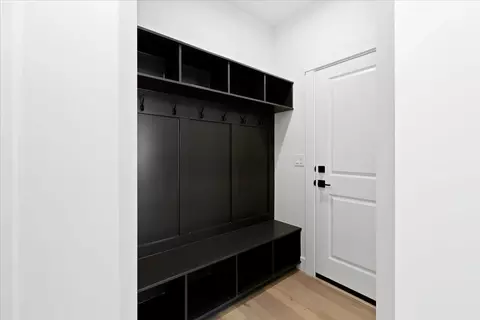 Entry Way - 6000 Id-16, Eagle, ID 83616 photo 4 of 6