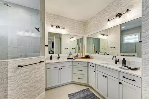 Bath - 4108 Sea Marsh Pl, Parrish, FL 34219 photo 1 of 1
