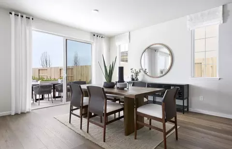 Dining - 1024 Shadowgate Dr, Roseville, CA 95747 photo 1 of 1