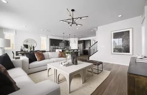 Living - 1024 Shadowgate Dr, Roseville, CA 95747 photo 3 of 4