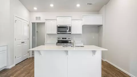 Kitchen - 6106 Road 115, Pasco, WA 99301 photo 2 of 10