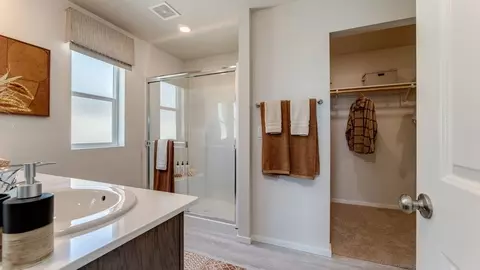 Bath - 6106 Road 115, Pasco, WA 99301 photo 7 of 7