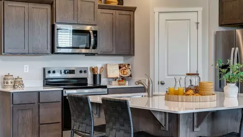Kitchen - 6106 Road 115, Pasco, WA 99301 photo 7 of 10