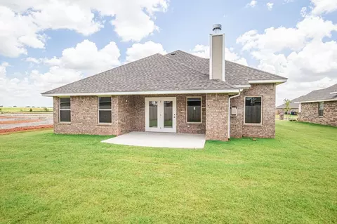 Exterior - 2800 Heather Hvn, Moore, OK 73160 photo 29 of 36