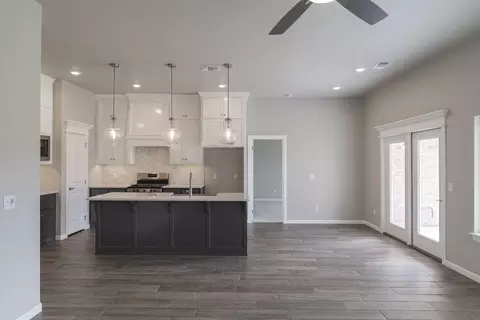 Living - 2800 Heather Hvn, Moore, OK 73160 photo 5 of 12