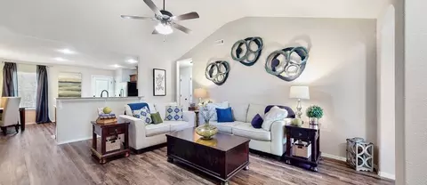 Living - 11 Deerfield Dr, Ward, AR 72176 photo 1 of 5