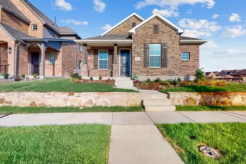 Exterior - 2704 Fork Way, Celina, TX 75009 photo 4 of 12