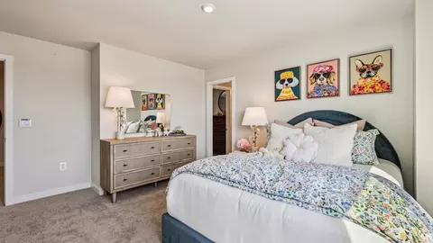 Bedroom - 227 Monroe Ave, Ranson, WV 25438 photo 6 of 17