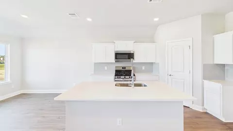 Kitchen - 206 High Ridge Rd, Duson, LA 70529 photo 3 of 6