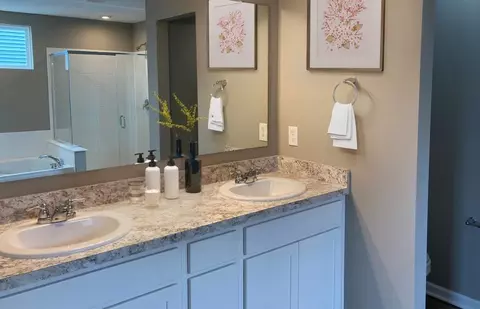 Bath - 4918 Ranger Rd, Lockbourne, OH 43137 photo 1 of 2