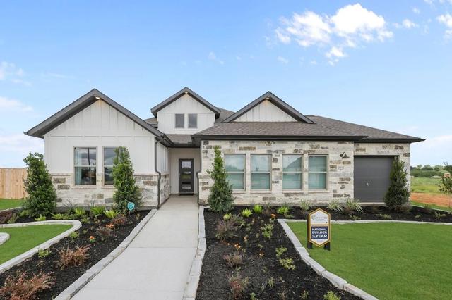 17403 Scotch Pine Dr, Elmendorf, TX 78112