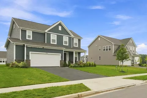 Exterior - 1657 Kenneth Dr, Delaware, OH 43015 photo 9 of 13