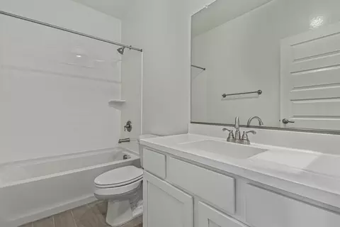 Bath - 1254 E Ridgerock Loop, Casa Grande, AZ 85122 photo 5 of 11