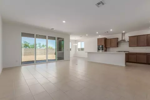 Living - 1254 E Ridgerock Loop, Casa Grande, AZ 85122 photo 1 of 4