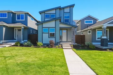3867 NE Petrosa Ave, Bend, OR 97701