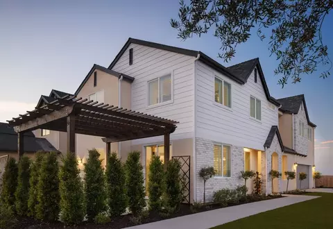 Exterior - 2360 Brehler Ave, Sanger, CA 93657 photo 9 of 15