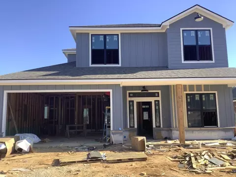7926 Greenhill Dr, Tyler, TX 75703