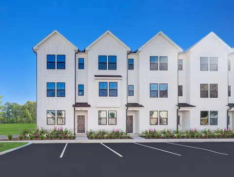 2310 Oakwood Meadows Ct, Raleigh, NC 27604