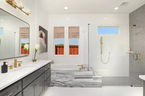 Bath - 5410 Elegance Pl, Manvel, TX 77578 photo 1 of 4