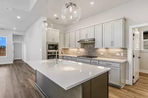 Kitchen - 1316 S Brook Dr, Leander, TX 78641 photo 2 of 2