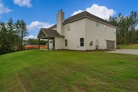 Exterior - 102 Beaver Creek Way, Lagrange, GA 30241 photo 4 of 13