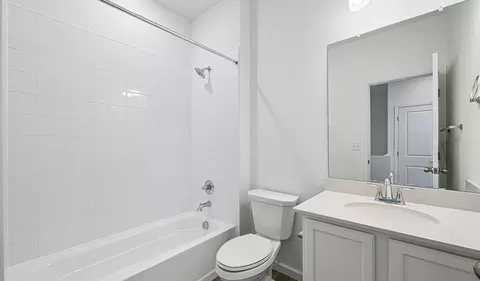 Bath - 21371 E 67th Ave, Aurora, CO 80019 photo 3 of 3