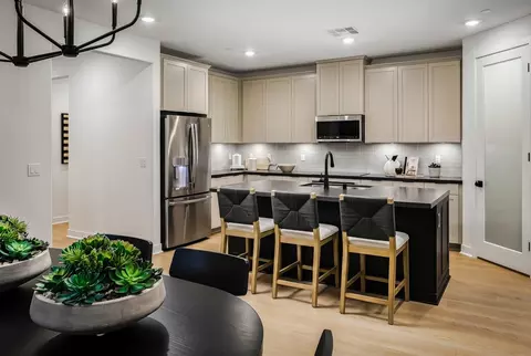 30095 Zenith Dr, Lake Elsinore, CA 92532