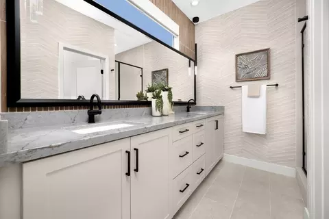 7255 Pointbreak Dr, Huntington Beach, CA 92647