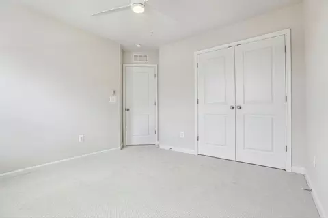 Bedroom - 2771 Bear Claw Pl, Waldorf, MD 20601 photo 5 of 10