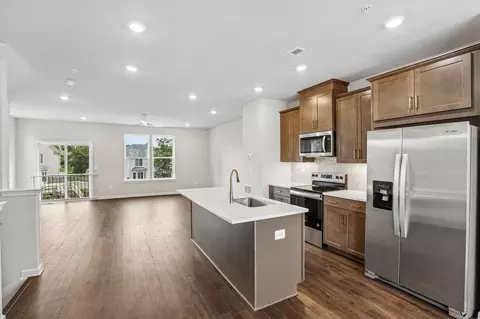 Kitchen - 2771 Bear Claw Pl, Waldorf, MD 20601 photo 2 of 9