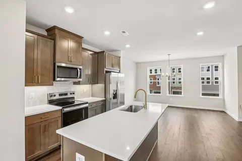 Kitchen - 2771 Bear Claw Pl, Waldorf, MD 20601 photo 4 of 9
