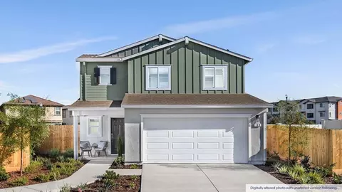 Exterior - 153 Soaring Dr, Lathrop, CA 95330 photo 4 of 7